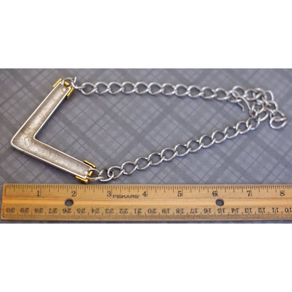 18 inch, Vintage Silver Tone V Shape Chain Link Necklace by Monet, G48 - Picture 3 of 3